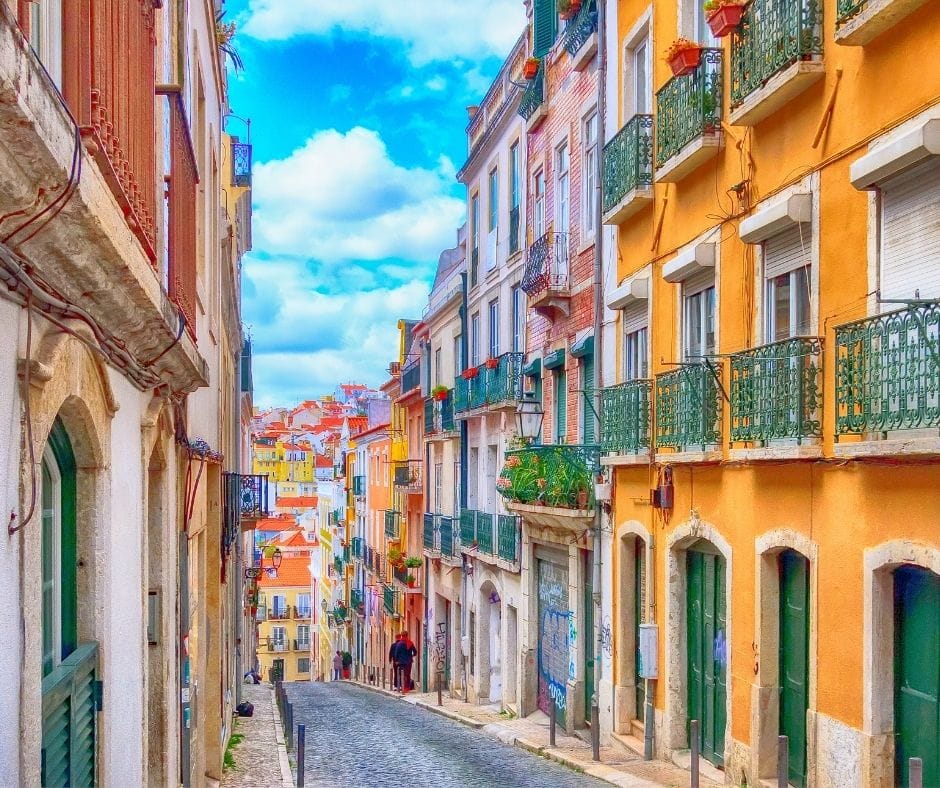 teach english in portugal