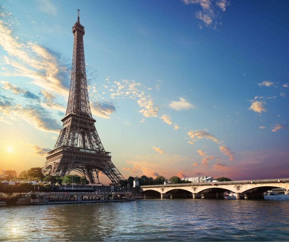 teach english in france